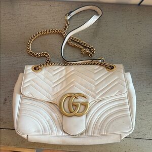 Gucci White Shoulder Bag with Gold Chain